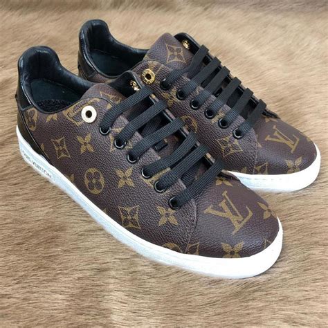 louis vuitton sneakers dames zwart|louis vuitton sneakers 2021 price.